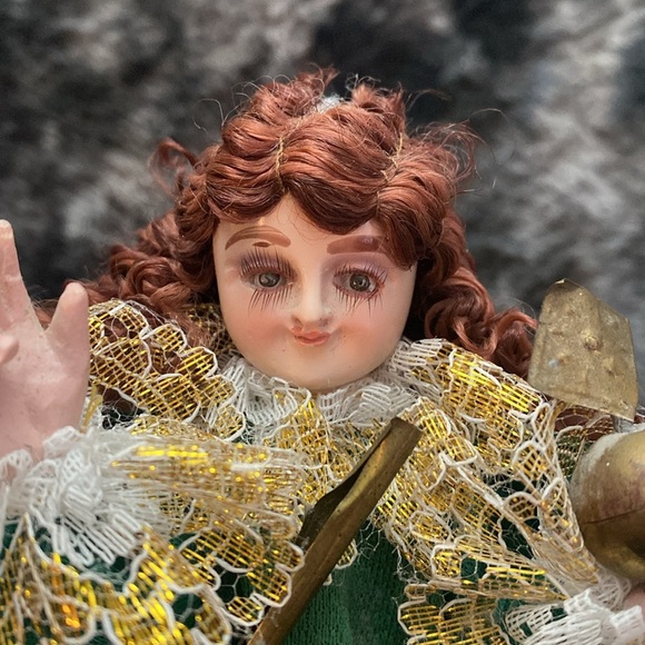 VTG Infant Of Prague Santo Nino Doll Statue on Wood Carved Base - Picture 16 of 16